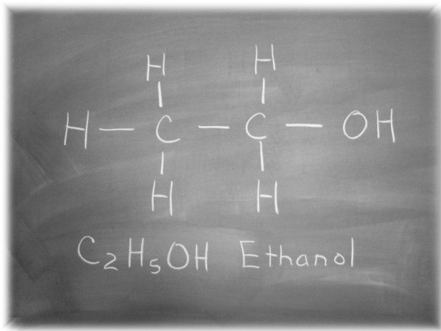 Этанол и изопропиловый спирт - важнейшие компоненты химической промышленности.