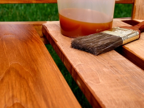 Какие покрытия рекомендуется применять для древесины?