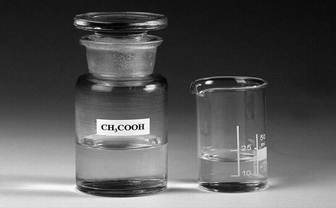 Какая формула уксусной кислоты в кристаллическом виде?